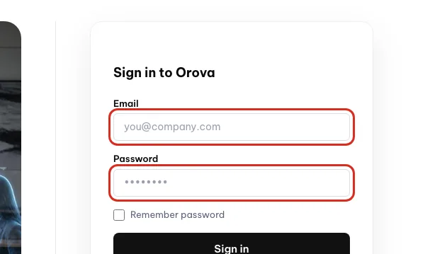 Modulo di accesso nella home page di Orova, email e password evidenziate