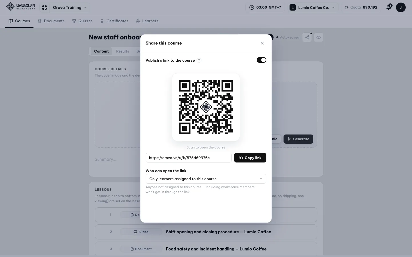 Pannello di condivisione con modalità di accesso, link e QR
