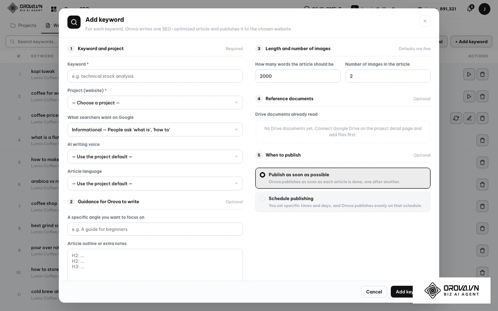 Okno Add keyword na kartě Write v Orova SEO: pole Keyword a Project, záměr vyhledávání, hlas AI a jazyk článku, počet slov a obrázků, referenční dokumenty a volba Publish as soon as possible nebo Schedule publishing.