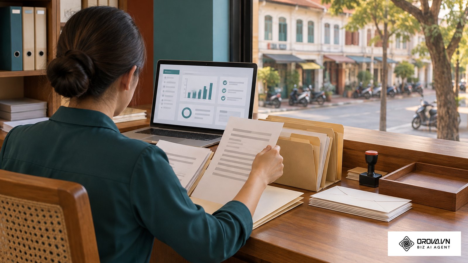 HR Admin Job Description ແມ່ນຫຍັງ? ແບບຟອມມາດຕະຖານສຳລັບທຸລະກິດ 2026