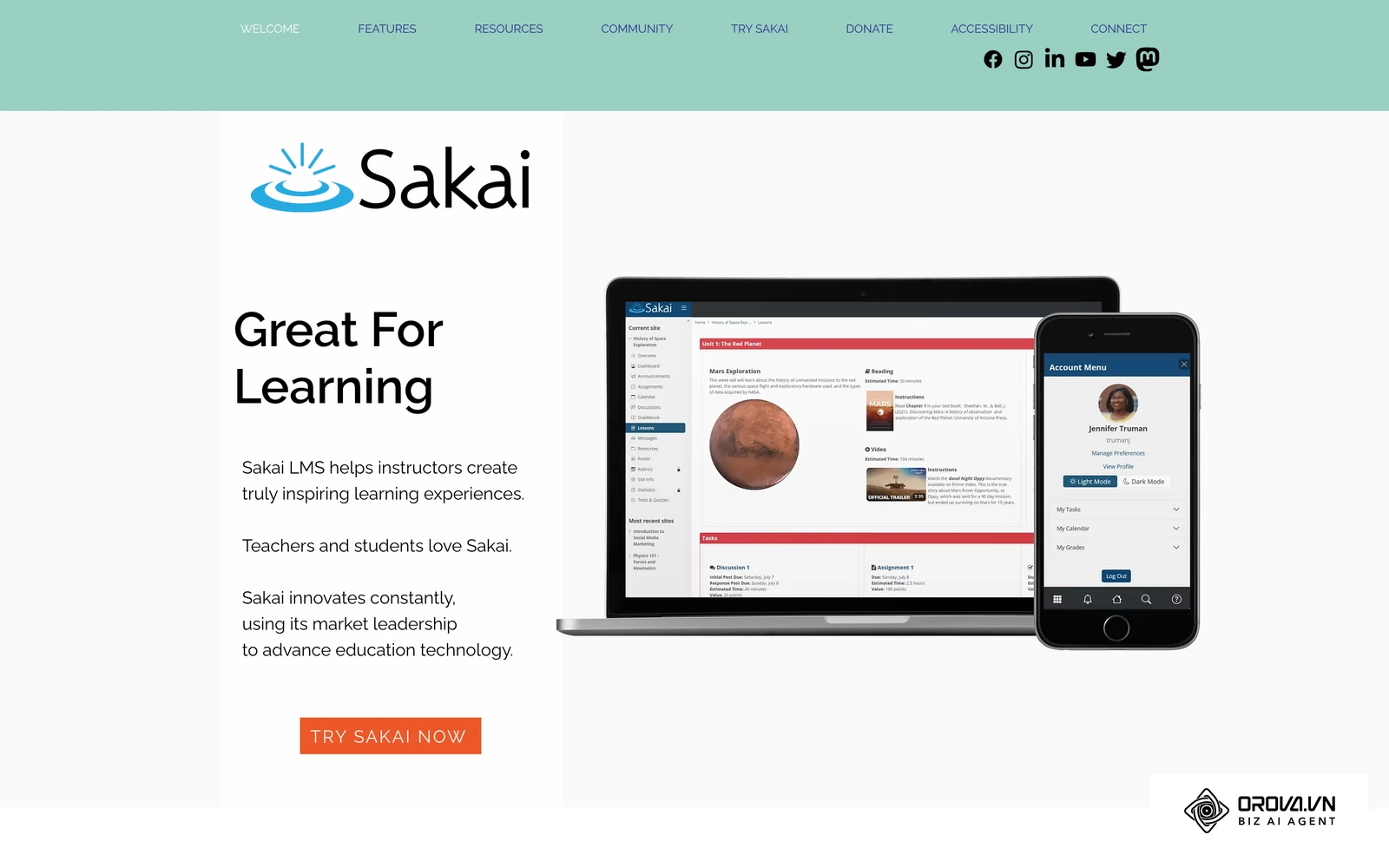 Sakai, un LMS de código abierto donde se gestionan cursos, usuarios y evaluaciones.