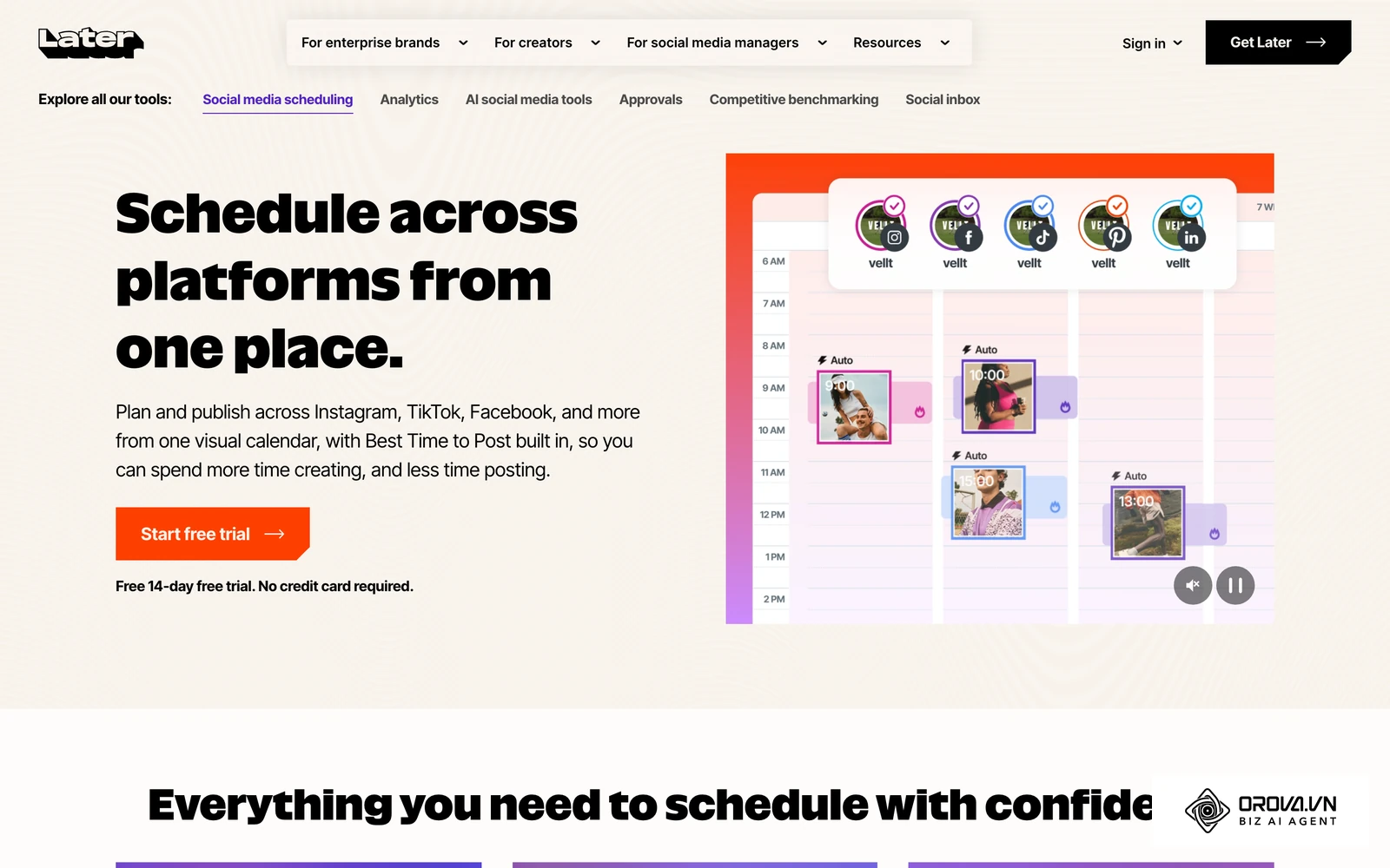 หน้าฟีเจอร์ Social Media Scheduler ของ Later แสดงปฏิทินคอนเทนต์ที่จัดคิวโพสต์ล่วงหน้าหลายช่องทาง