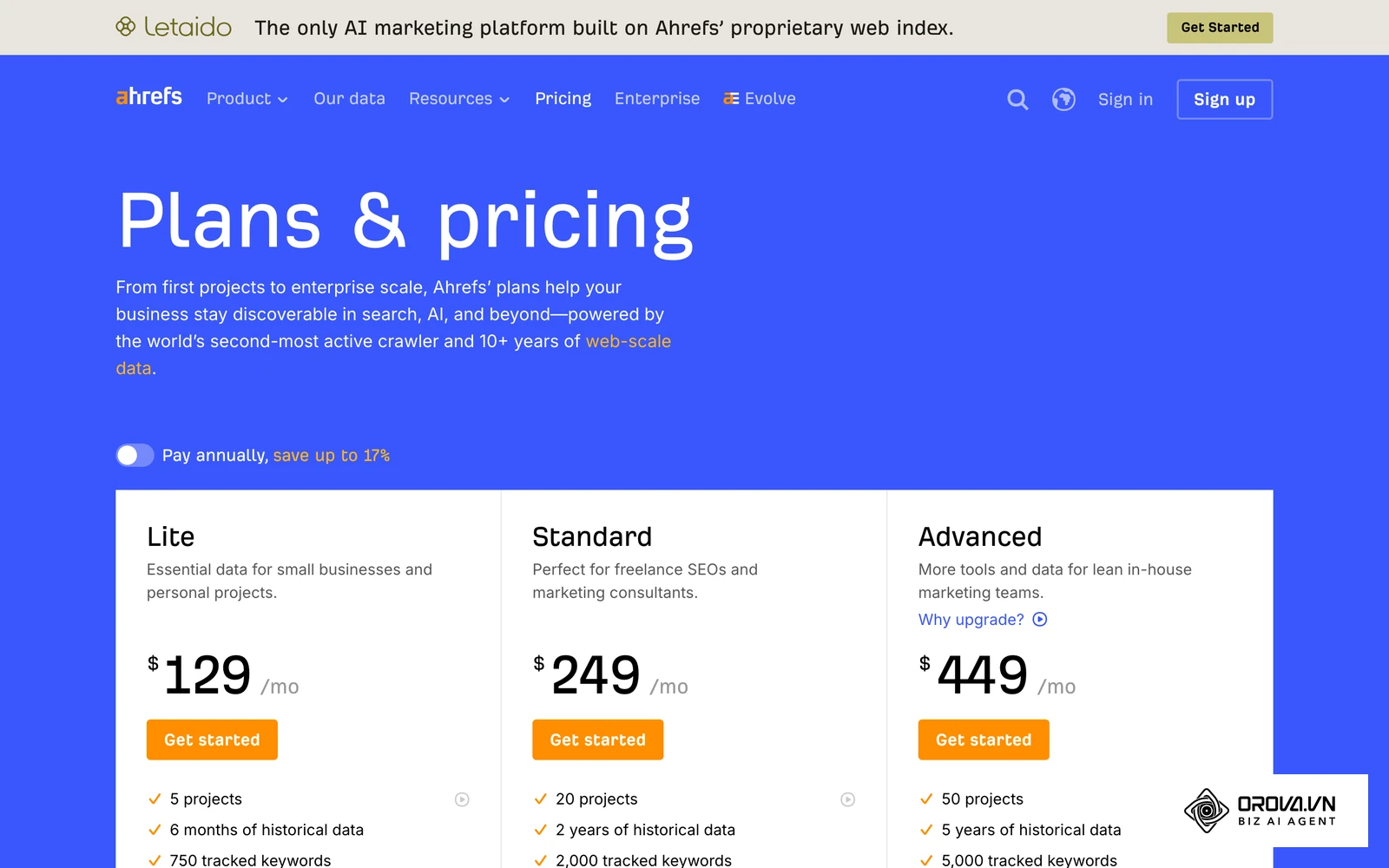 Ahrefs 官网定价页（2026 年 10 月 15 日）：Lite、Standard、Advanced 套餐与 credits 规则