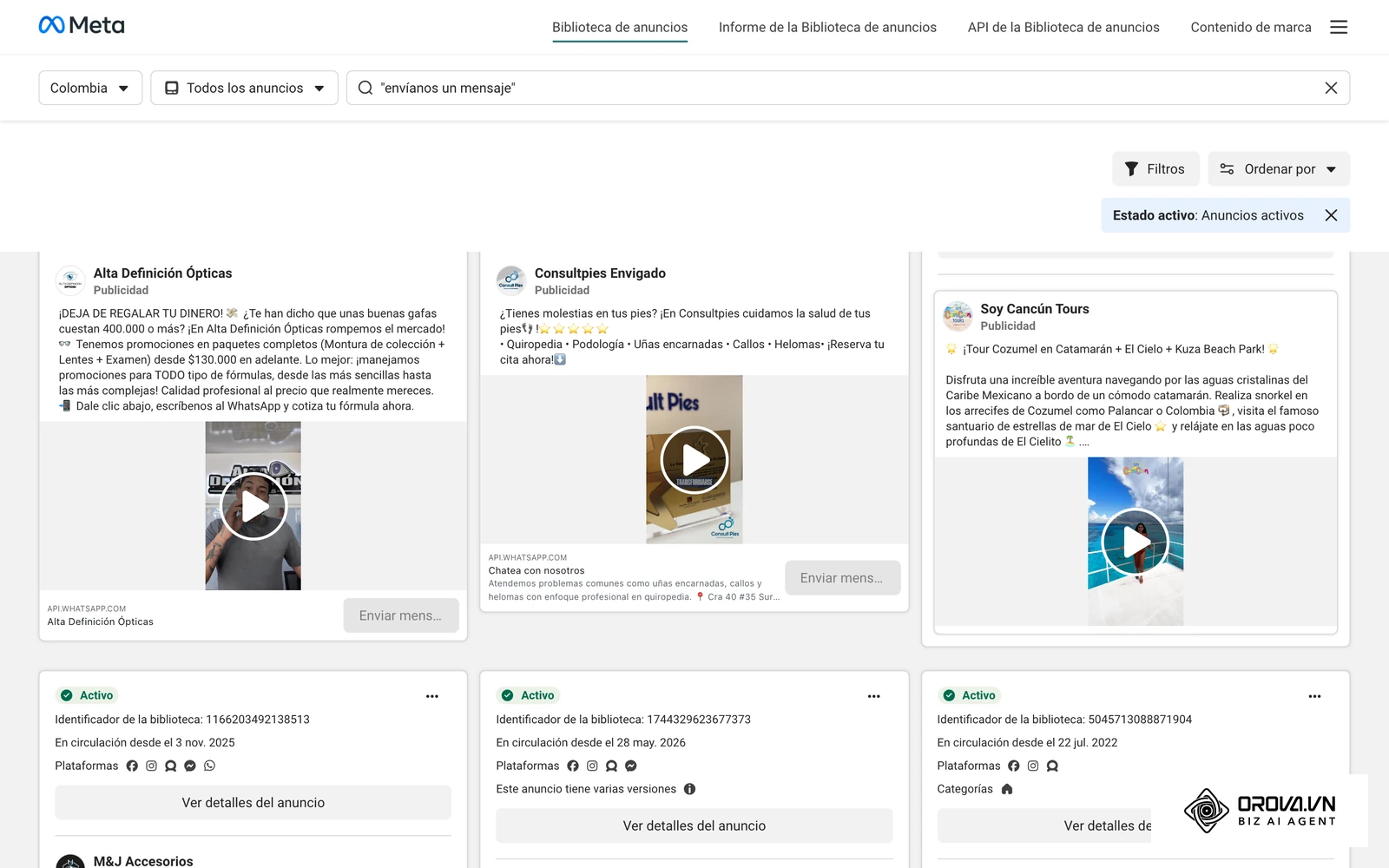 Biblioteca de anuncios de Meta: anuncios activos en Colombia de una óptica y una podología que invitan a escribir y cotizar con el botón Enviar mensaje; ese clic es el que abre la plantilla de bienvenida.