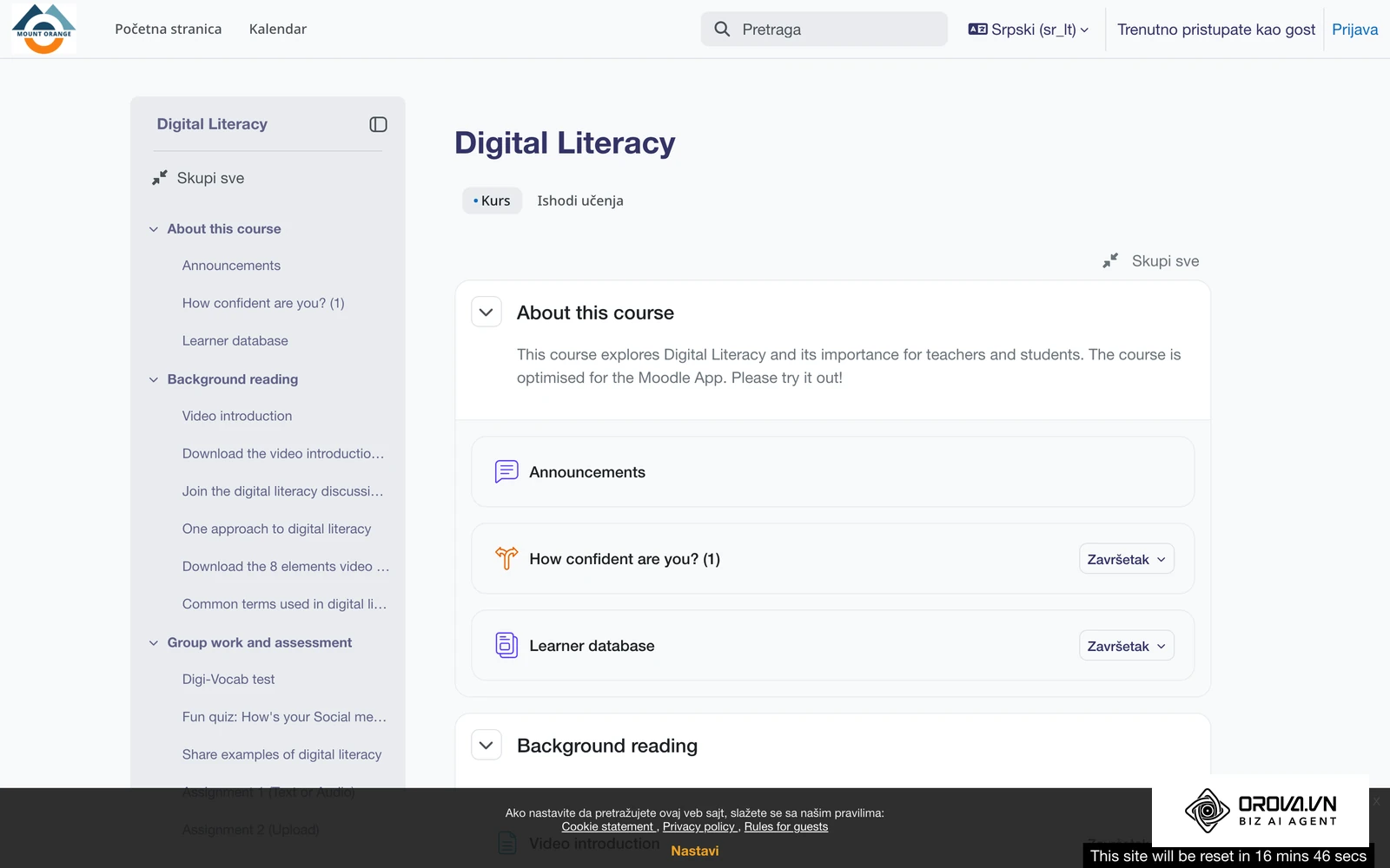 Stranica kursa u LMS platformi Moodle na javnom demo sajtu Mount Orange School: lekcije podeljene po celinama, aktivnosti i testovi kroz koje polaznik prolazi redom.